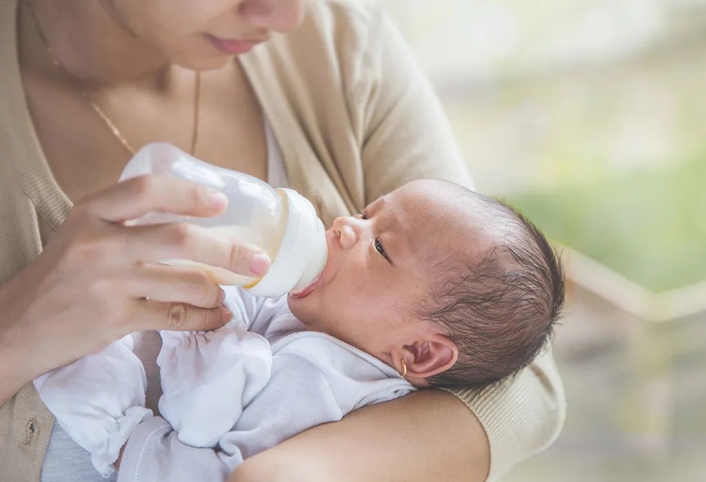 چه زمانی و چگونه نوزاد را از شیر بگیریم 1